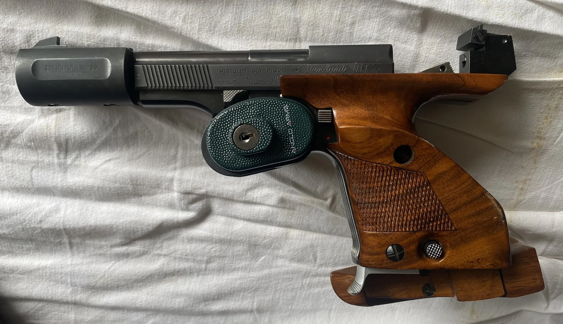 PISTOLET UNIQUE DES 69 (22 LR)