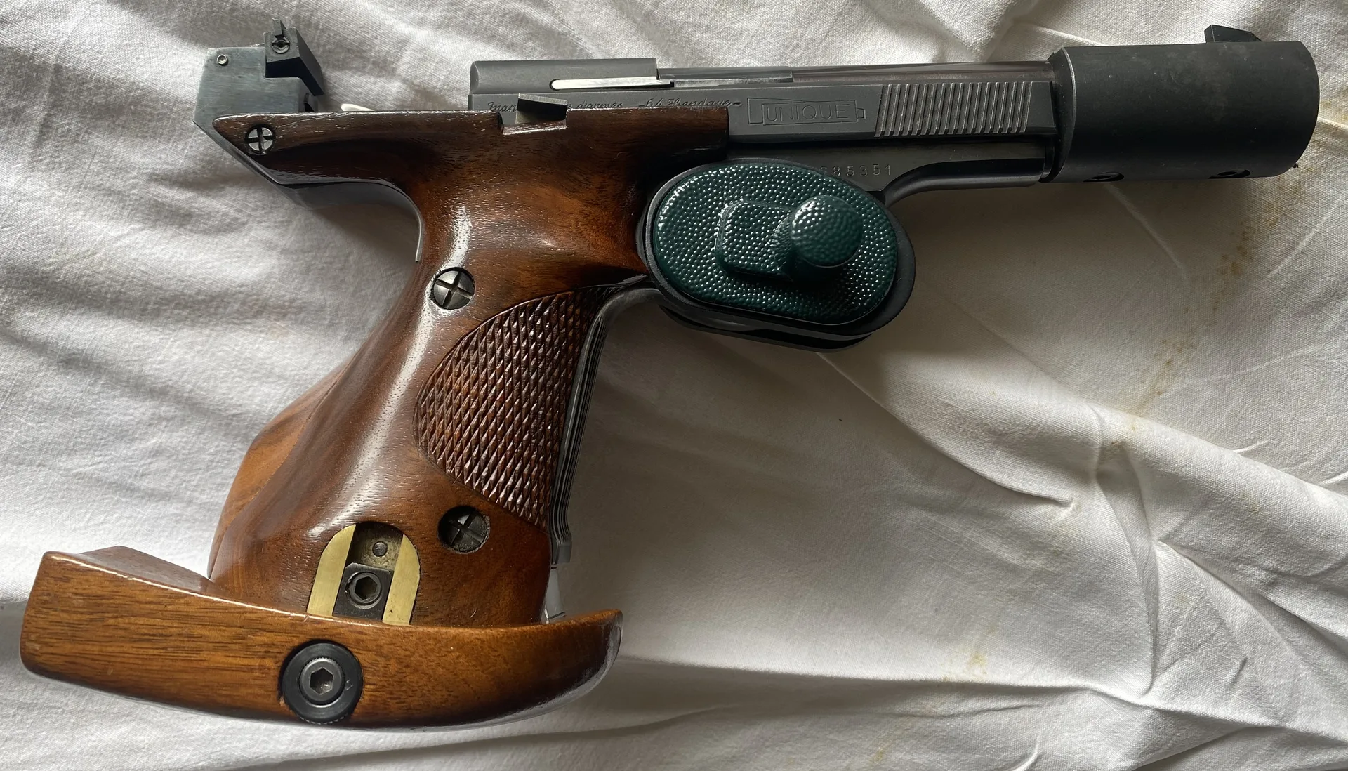 PISTOLET UNIQUE DES 69 (22 LR)